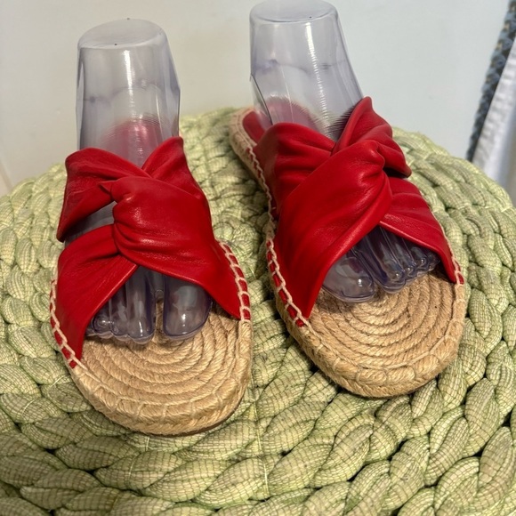 AEROSOLES Paramus Red Leather Twist Strap Slip On Flat Espadrille Sandals NWOB - Picture 4 of 7